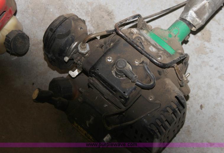 image for item AA9078 Assorted lawn equipment