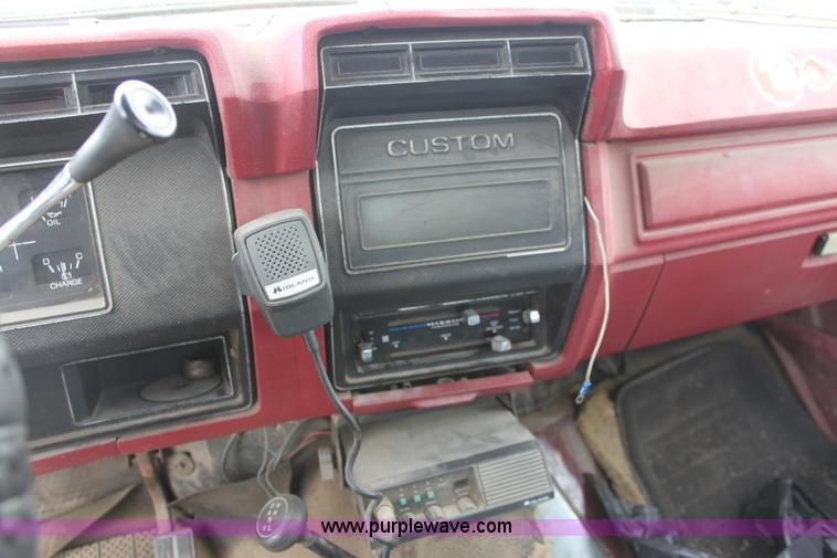 image for item AA9082 1980 Ford F250 Custom pickup truck