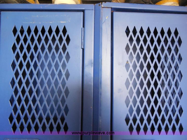 image for item AD9412 Stacked locker sections