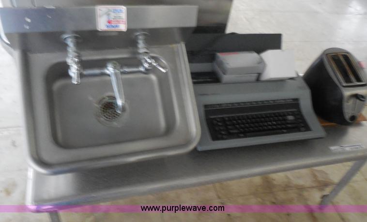 image for item AD9450 Swinter 8014S typewriter