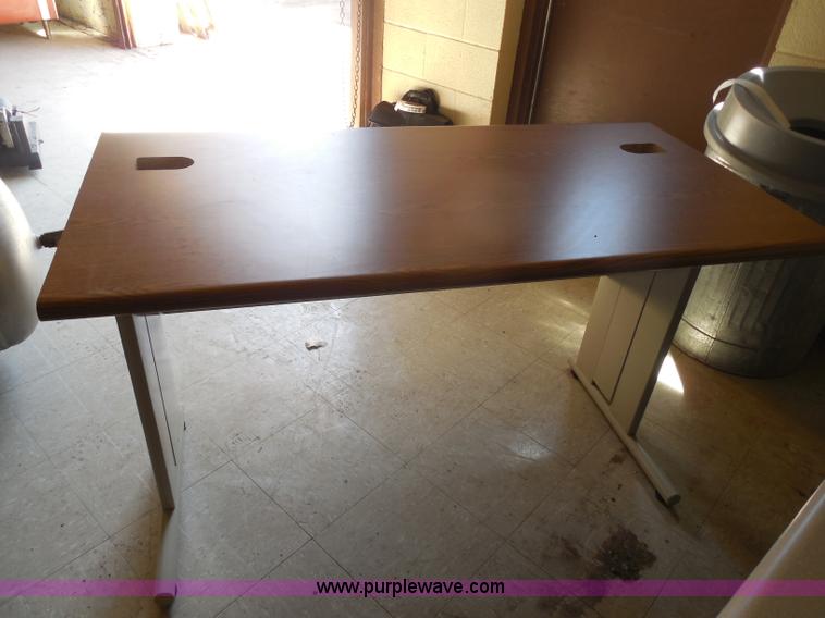 image for item AD9460 Office desks