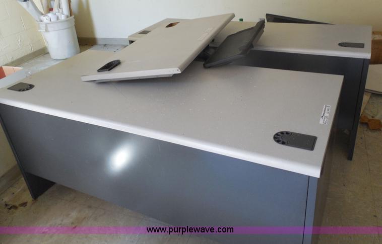 image for item AD9460 Office desks