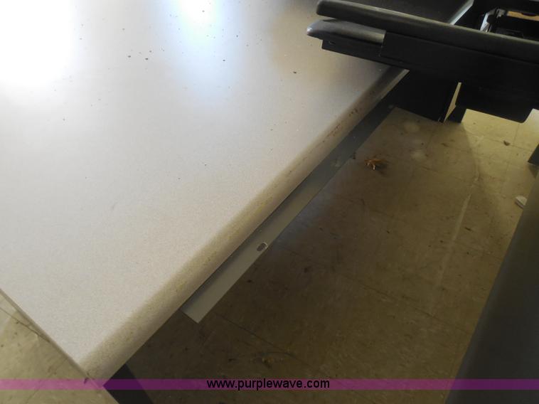 image for item AD9460 Office desks