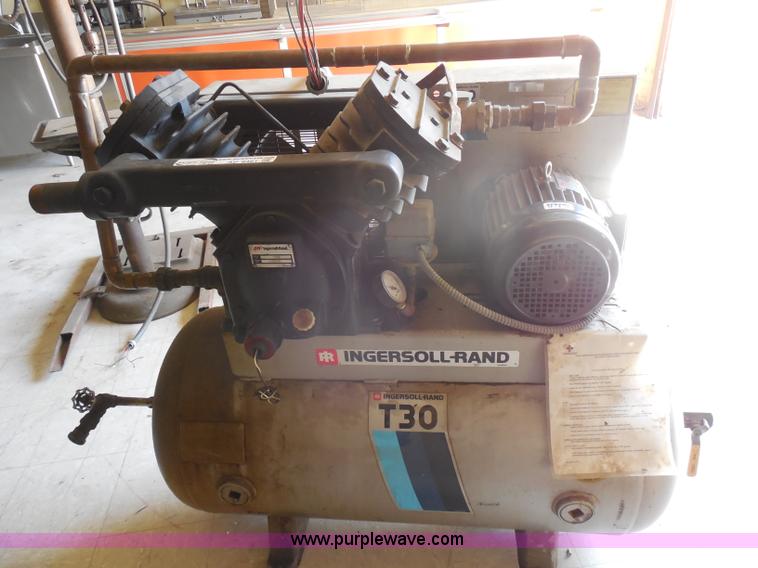image for item AD9461 Ingersoll Rand T30 air compressor