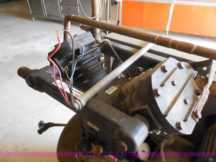 image for item AD9461 Ingersoll Rand T30 air compressor