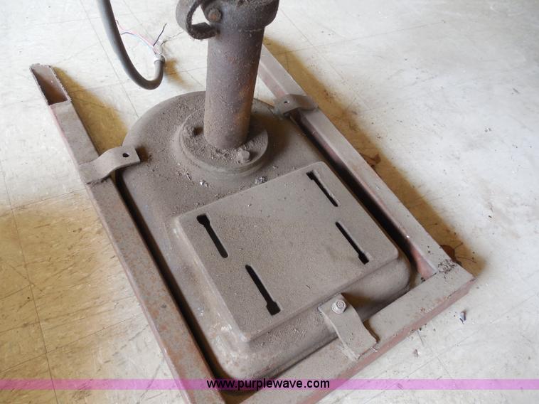 image for item AD9463 Delta drill press