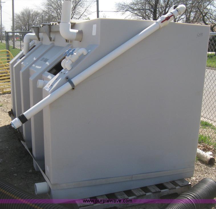 image for item AG9818 Varitech Industries brine mixer tank