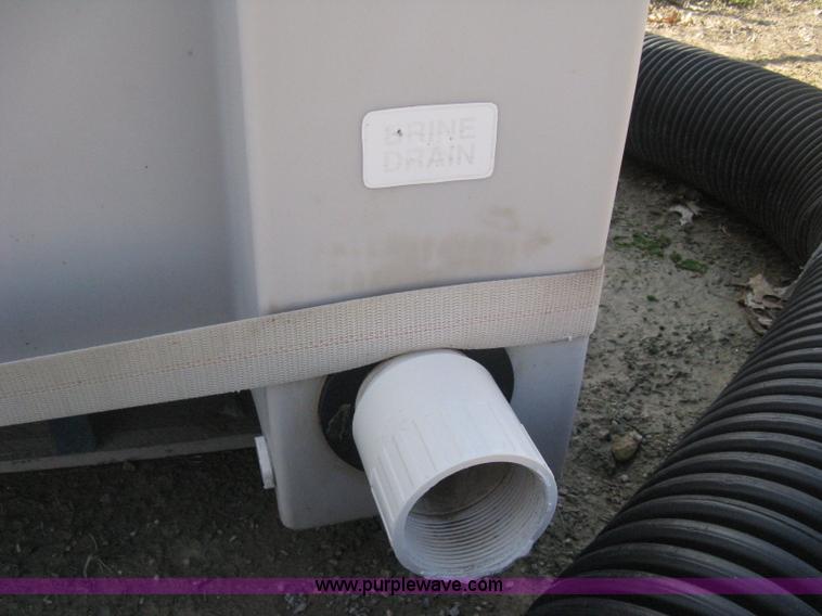 image for item AG9818 Varitech Industries brine mixer tank