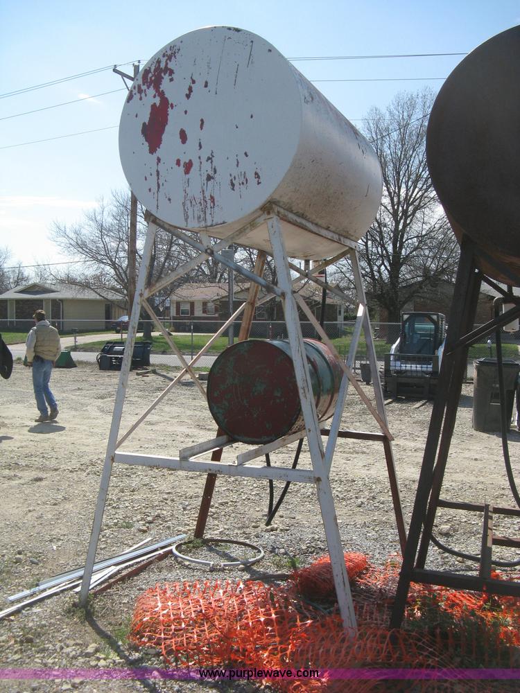 image for item AG9819 Gravity flow fuel tank