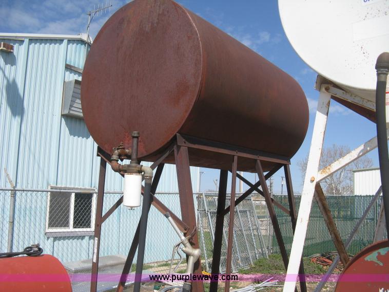 image for item AG9820 Gravity flow fuel tank