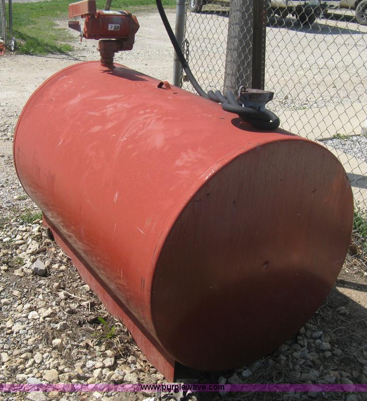 image for item AG9821 Skid mounted fuel tank