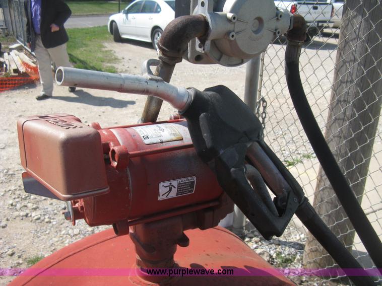 image for item AG9821 Skid mounted fuel tank