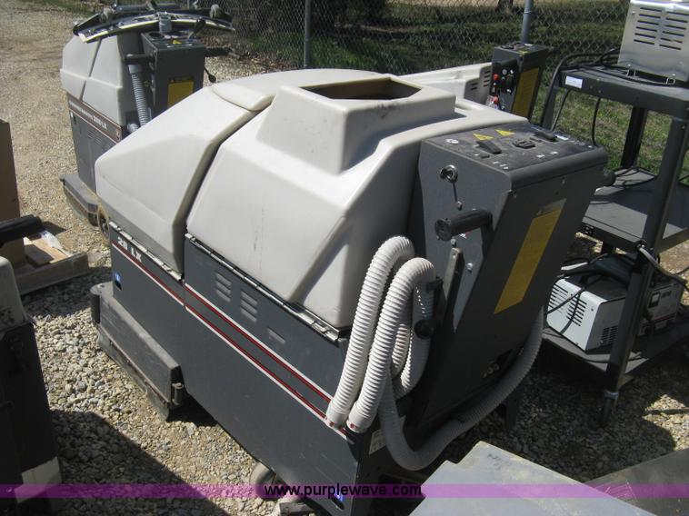 image for item AG9827 Advance 28LX floor scrubbers