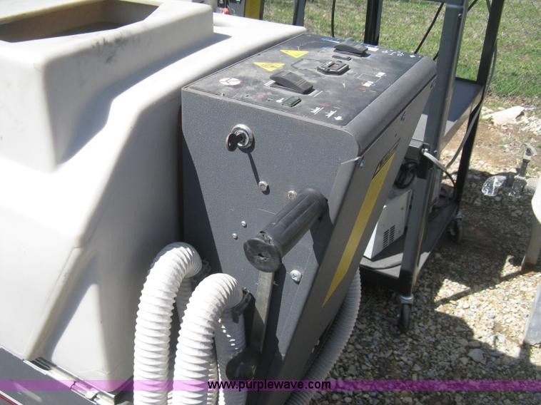 image for item AG9827 Advance 28LX floor scrubbers