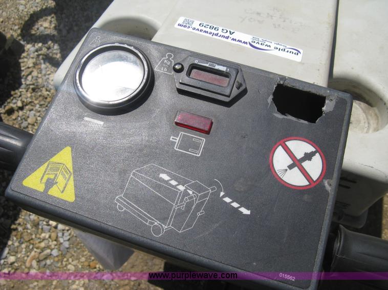 image for item AG9829 (2) Advance Whirlamatic VS20 floor buffers