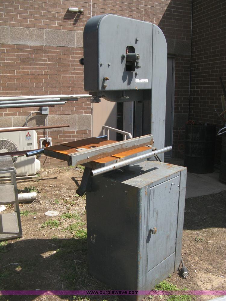 image for item AG9833 Delta upright band saw