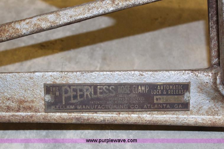 image for item AJ9517 (2) peerless hose clamps
