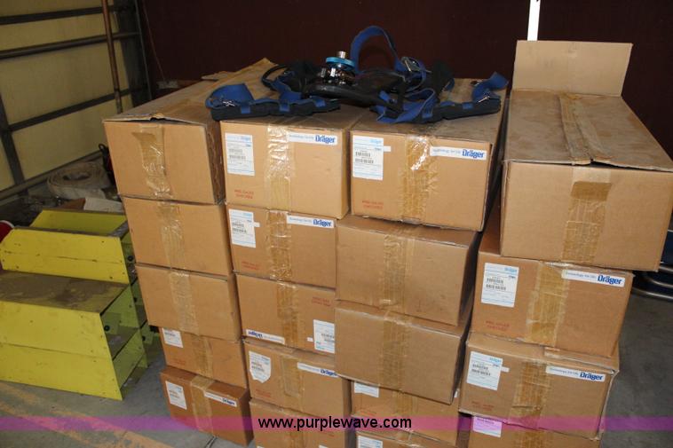 image for item AJ9519 (20) Drager breathing apparatus back plates and straps