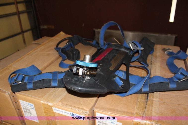 image for item AJ9519 (20) Drager breathing apparatus back plates and straps