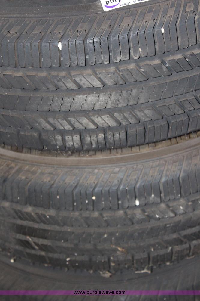 image for item AJ9525 (4) 235/75R15 tires and wheels