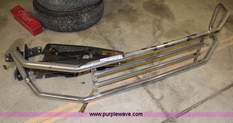 image for item AJ9527 Ford F150 grill guard