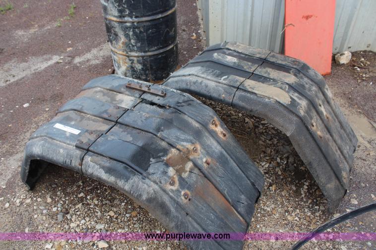 image for item AJ9539 (2) plastic truck fenders