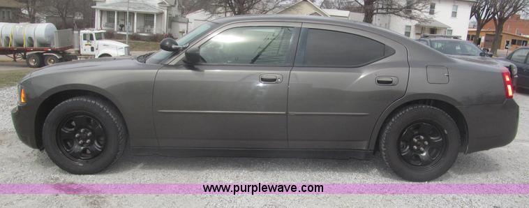 image for item B5460 2009 Dodge Charger SE