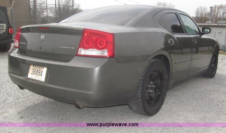 image for item B5460 2009 Dodge Charger SE