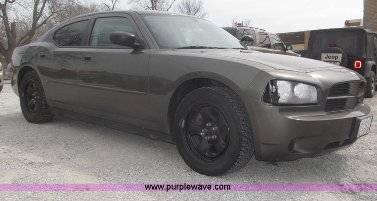 image for item B5460 2009 Dodge Charger SE