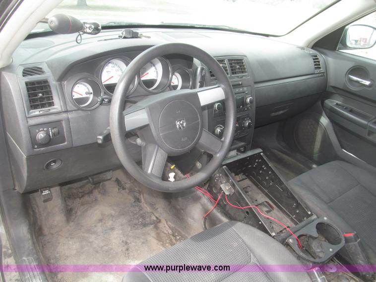 image for item B5460 2009 Dodge Charger SE