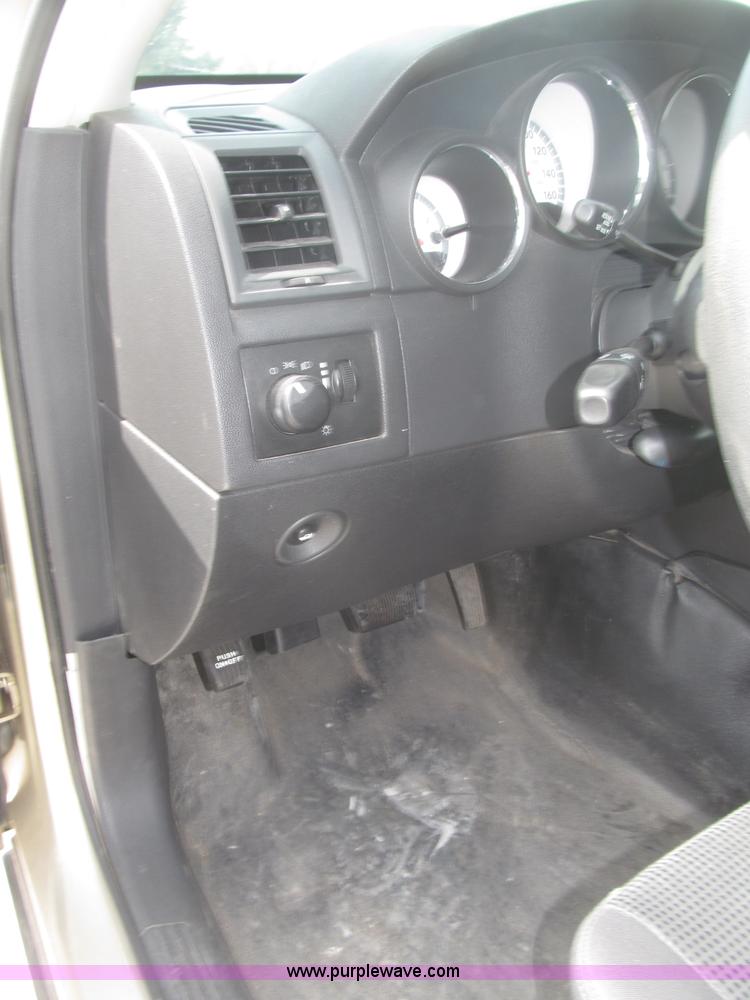 image for item B5461 2010 Dodge Charger