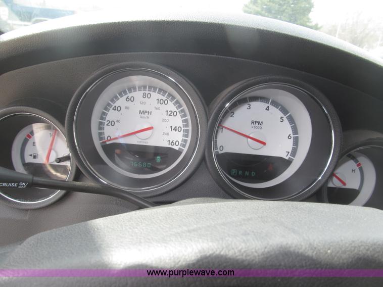 image for item B5461 2010 Dodge Charger