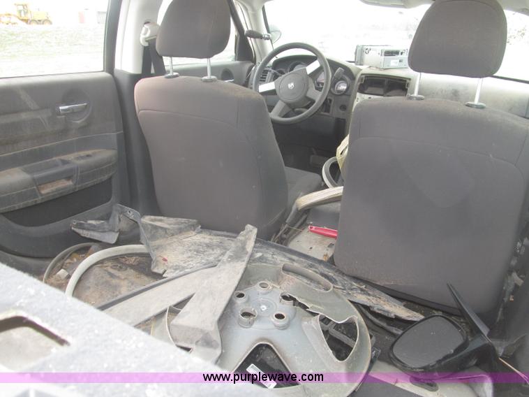 image for item B5462 2008 Dodge Charger SE