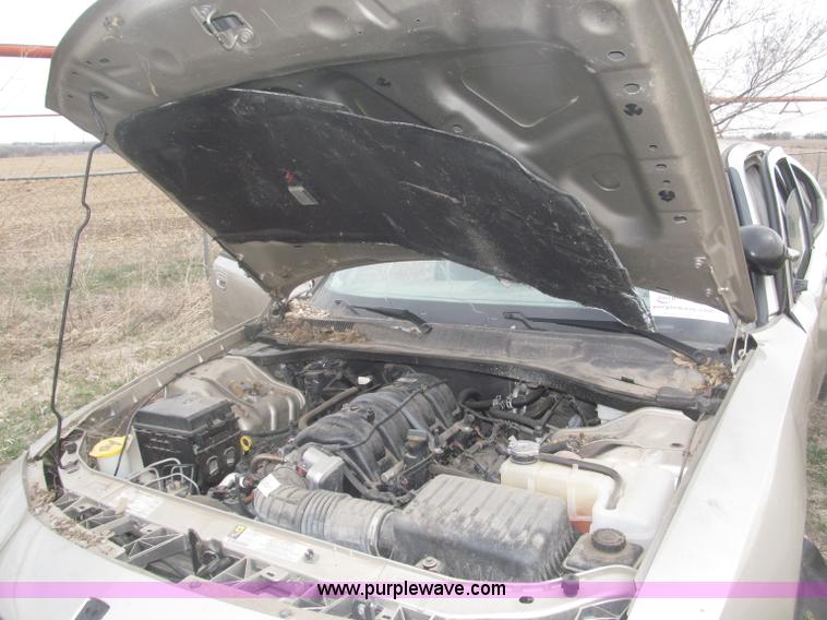 image for item B5462 2008 Dodge Charger SE