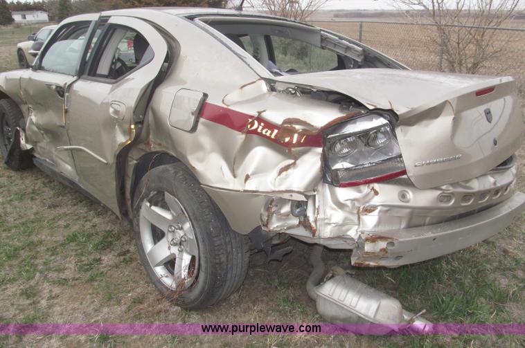 image for item B5462 2008 Dodge Charger SE