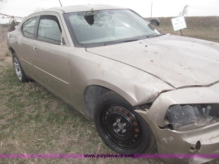 image for item B5462 2008 Dodge Charger SE