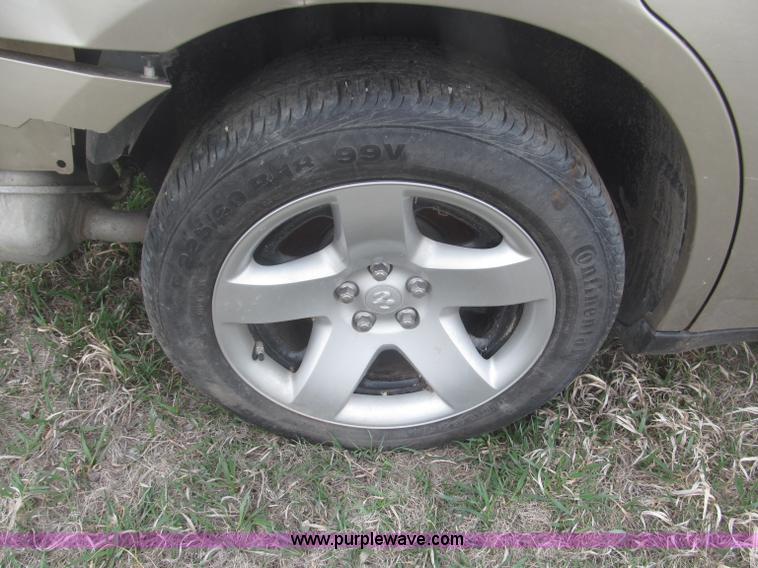 image for item B5462 2008 Dodge Charger SE