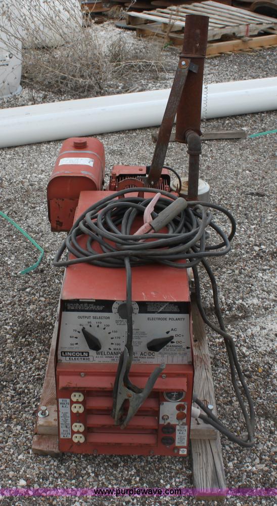image for item C1007 Lincoln 225 DC arc welder