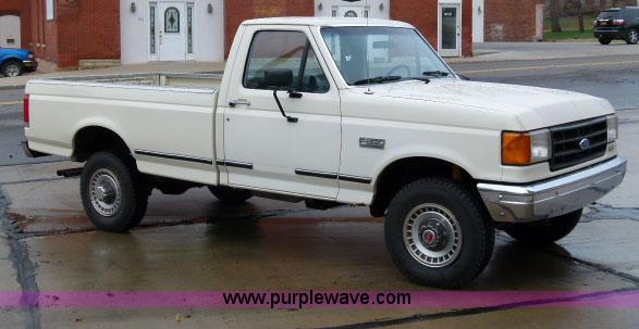 image for item C1032 1991 Ford F250 pickup truck