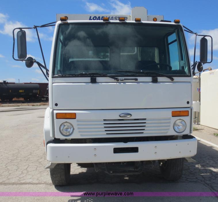 image for item D5818 1999 Sterling Atera Cargo refuse truck