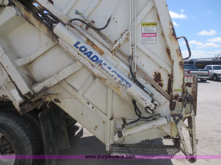 image for item D5818 1999 Sterling Atera Cargo refuse truck