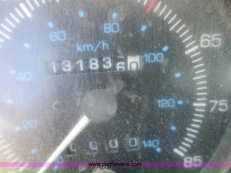 image for item D5818 1999 Sterling Atera Cargo refuse truck