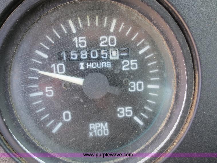 image for item D5818 1999 Sterling Atera Cargo refuse truck