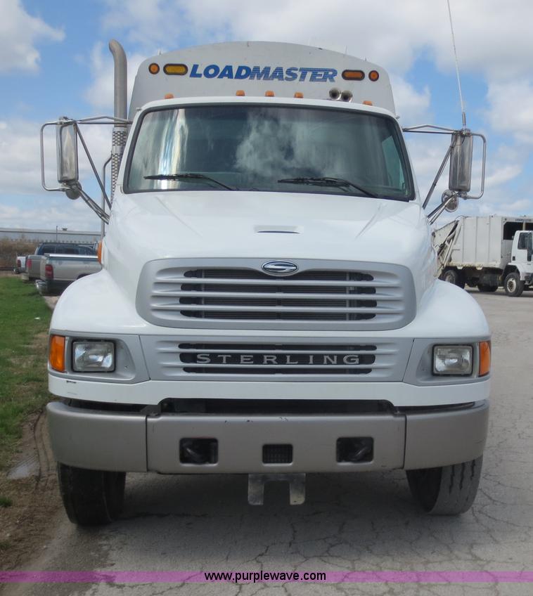 image for item D5819 2008 Sterling Acterra refuse truck