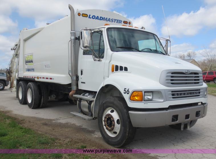 image for item D5819 2008 Sterling Acterra refuse truck