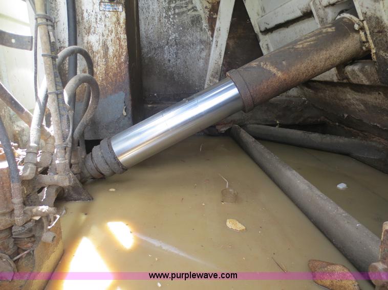 image for item D5819 2008 Sterling Acterra refuse truck