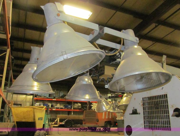 image for item D7271 Magnum portable light tower