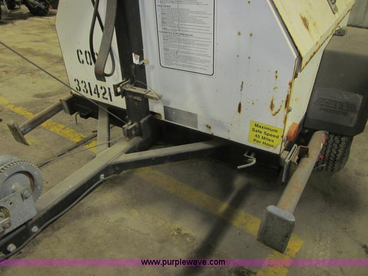 image for item D7271 Magnum portable light tower