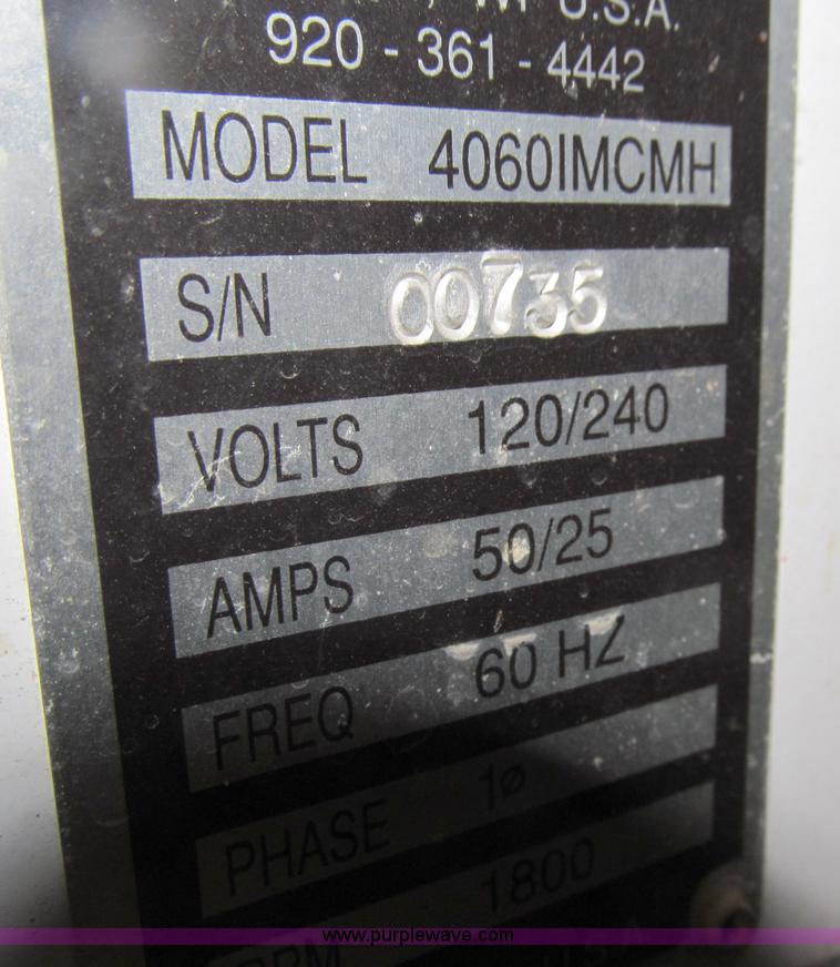 image for item D7271 Magnum portable light tower