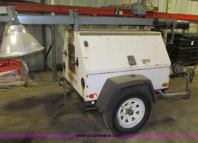 image for item D7272 Magnum portable light tower